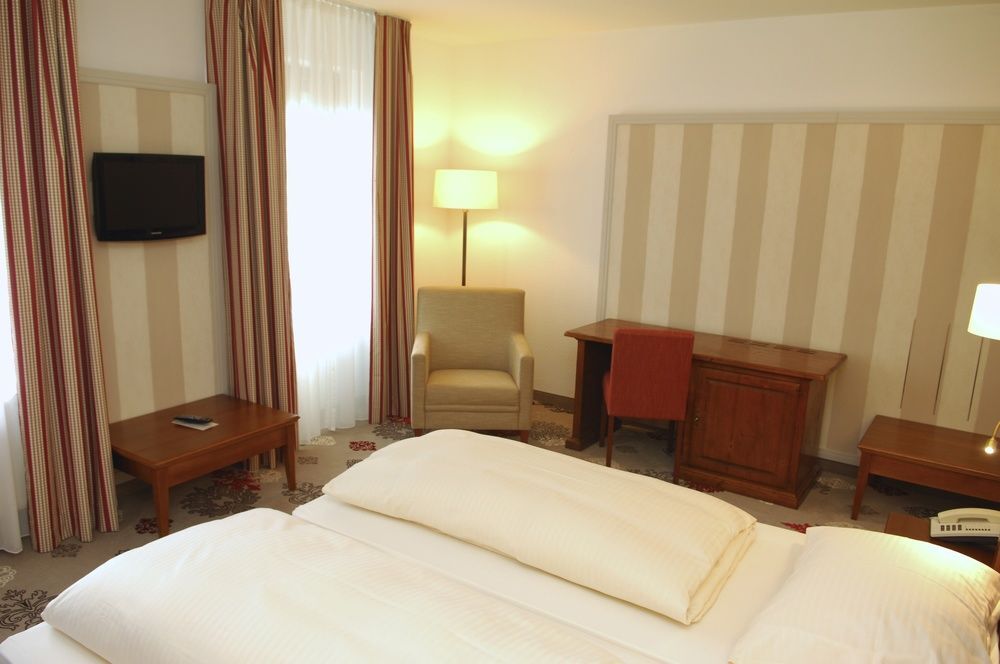 Classik Martinshof, Messe 3* Monaco di Baviera